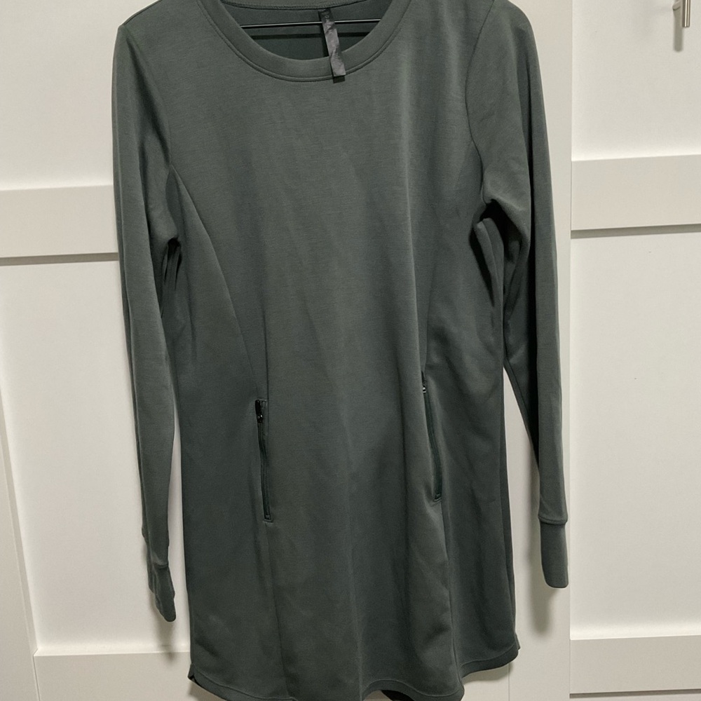 GAIAM Olive Green Long Sleeve Top